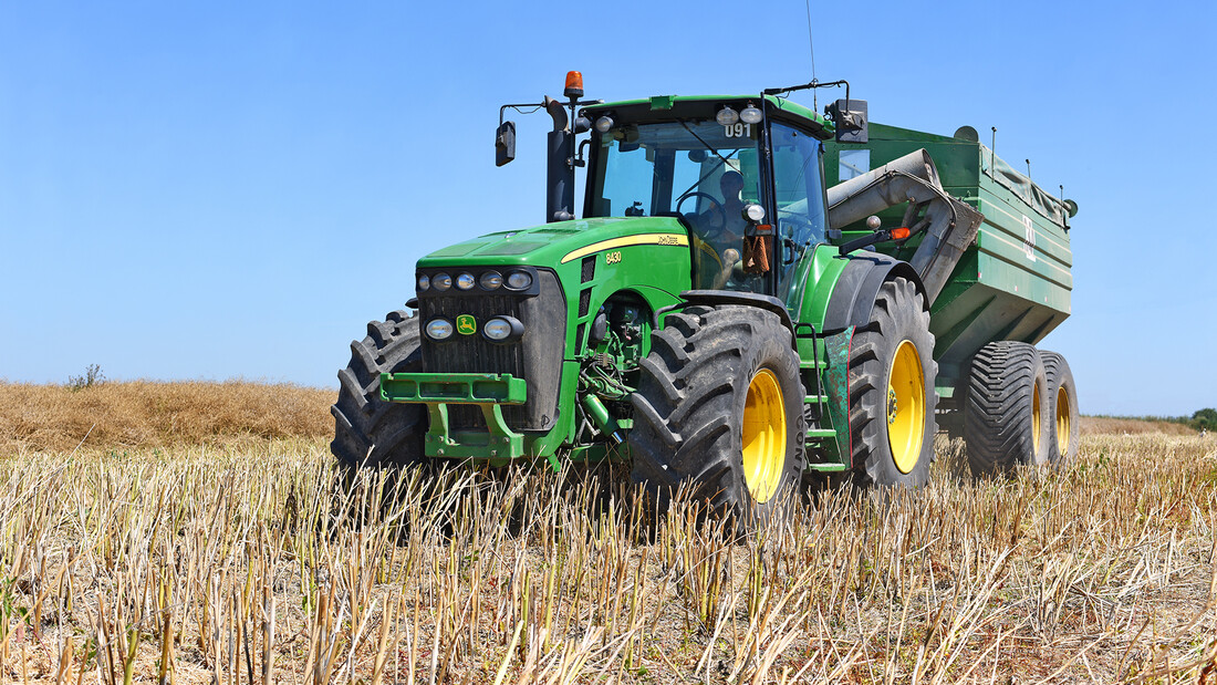 Ausblick enttäuscht: Gewinn bei Deere im Rückwärtsgang (Foto: smereka / Shutterstock)