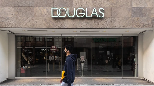 Douglas: Rekordtief erreicht – Vorstand greift zu