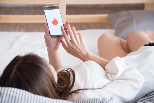Match‑Group vs. Netflix im Peergroup‑Vergleich