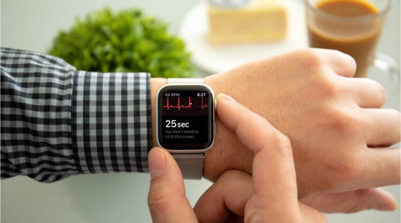 Apple will EKG-Funktion auf der Apple Watch in weiteren Ländern im Jahr 2019 anbieten. Kult-Konzern könnte noch stärker in den E-Health-Markt vorstoßen. Heißer Übernahmekandidat: BioTelemetry