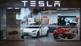 Tesla: Tesla: Überwältigende Nachfrage und Top‑Kursziel