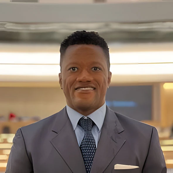 Andrew Forson, President bei DeFi