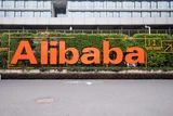 Alibaba: Alibaba vs. Amazon: Die Schlacht um Europa