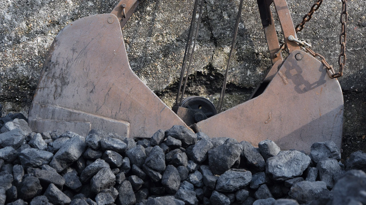 Kohlepreis ist heiß: AKTIONÄR-Tipp vor Kaufsignal