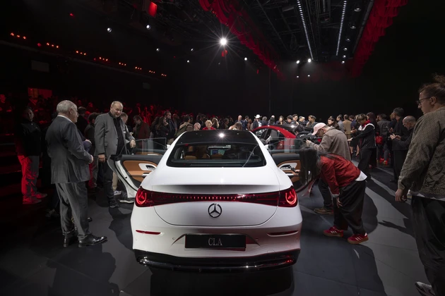 Mercedes‑Benz: Hoffnungsträger mit KI‑Power – „das ‚ein‑Liter‑Auto‘ für das Elektrozeitalter“