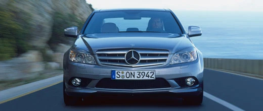 Daimler zum Jahresstart auf Erholungskurs  - Aktie überflügelt die Konkurrenz