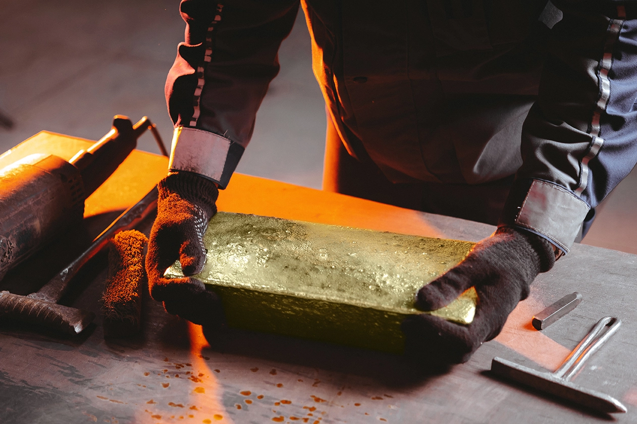 Goldpreis: Goldman Sachs senkt Prognose drastisch nach Fed‑Entscheidung  (Foto: Shutterstock)