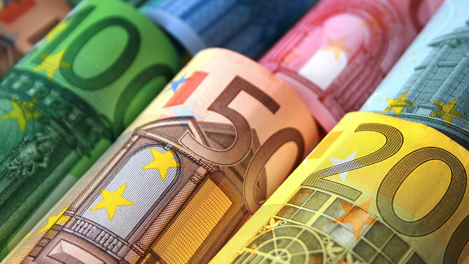 Dividenden im Juli von bis zu 9,51 Prozent: Diese Aktien schütten bald viel Geld an Sie aus (Foto: tomograf / iStock)