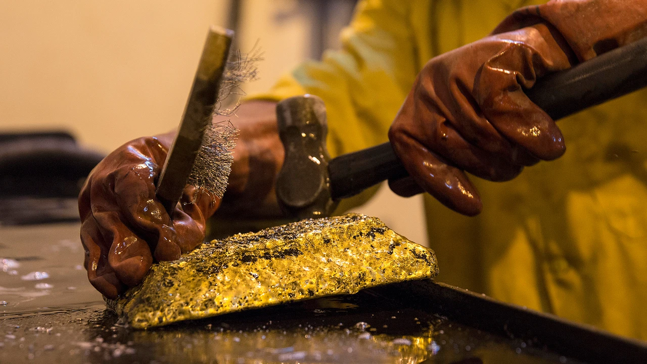 Gold kommt nicht vom Fleck – charttechnische Entscheidung rückt näher