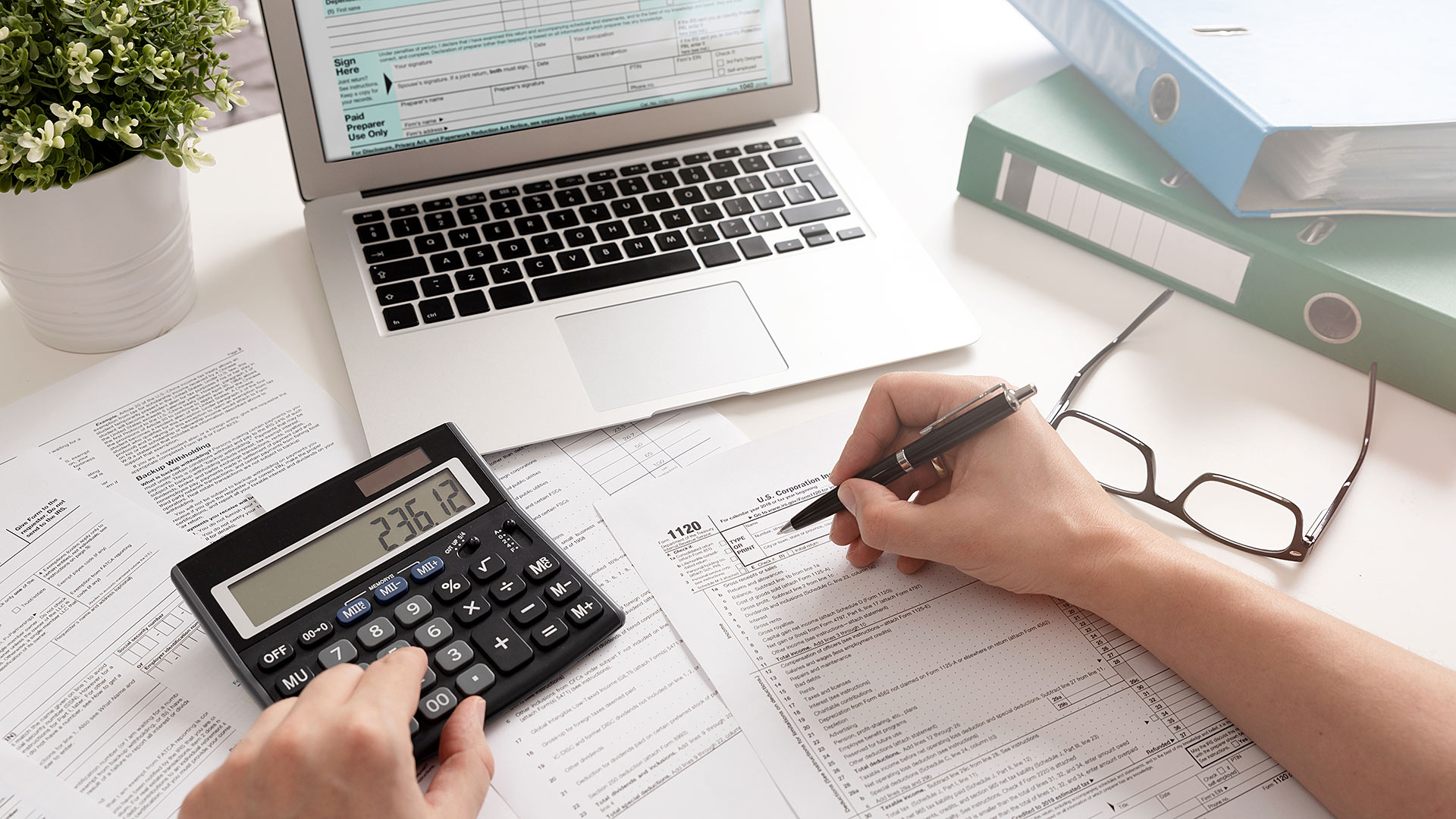 Steuerreform kommt: So viel mehr Netto bleibt dann vom Brutto (Foto: simpson33 / iStock)