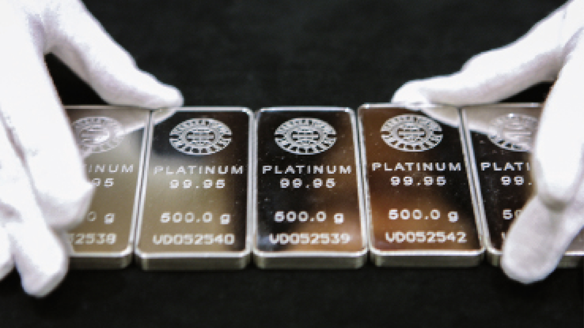 Nach dem Goldrausch ‑ wird es jetzt Zeit für dieses Edelmetall (Foto: Tomohiro Ohsumi/Bloomberg/Getty Images)