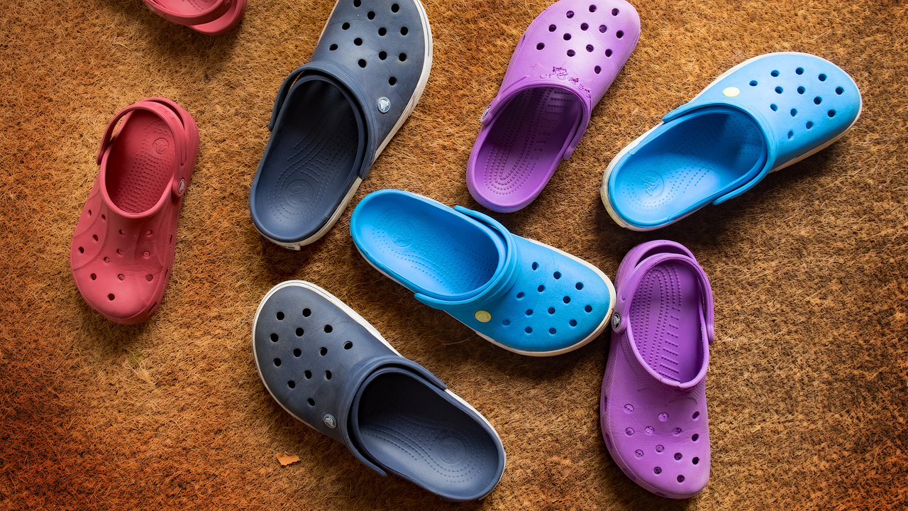 Crocs-Aktie marschiert mit überaus bequemen Zahlen