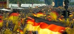 Deutschland ist Fußball&#8209;Weltmeister &#8209; "Jogi, you did it" (Foto: Börsenmedien AG)