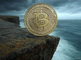 Bitcoin: Bitcoin: Analystin warnt vor Korrektur – Kipppunkt erreicht