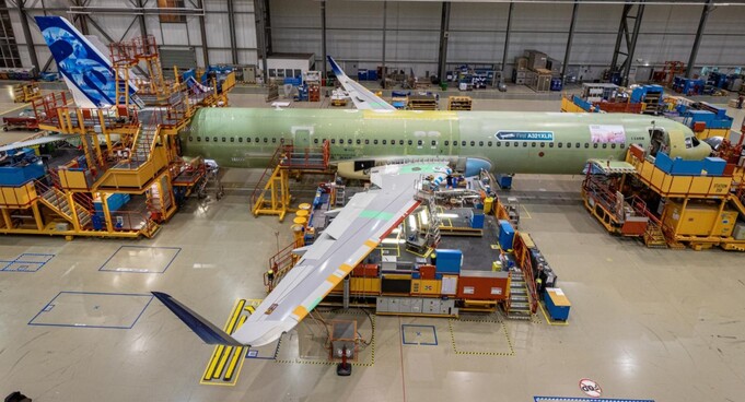 Airbus A321XLR in Montage-Halle