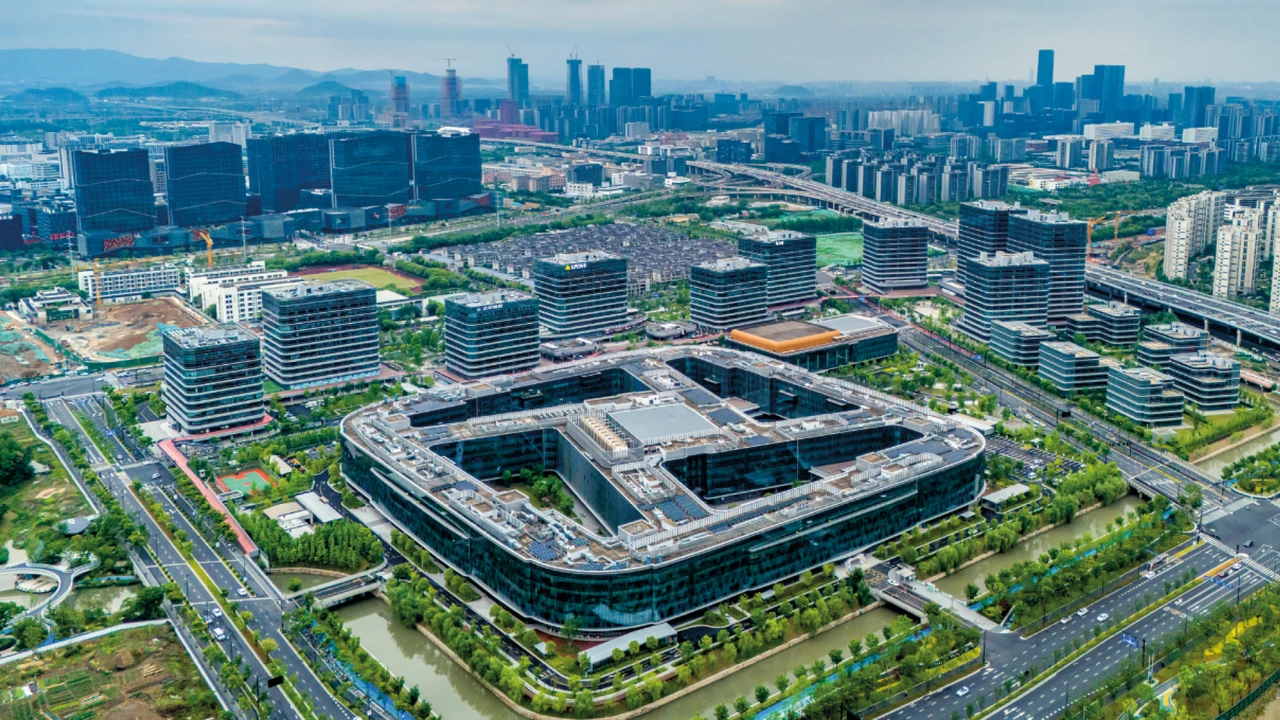 Mit Nvidia, Alphabet und OpenAI auf Augenhöhe