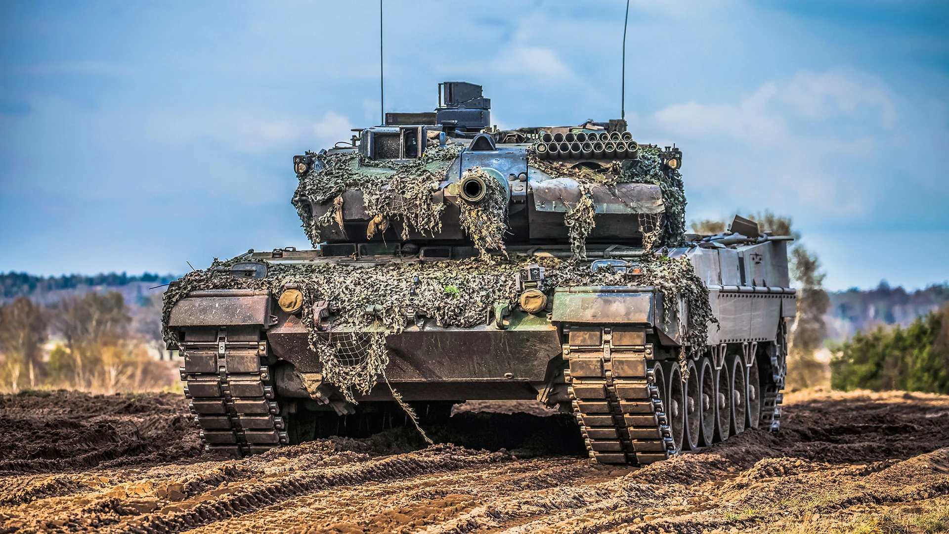 Plus 15% jedes Jahr: Sticht diese deutsche Rüstungsaktie den Platzhirsch Rheinmetall aus? (Foto: huettenhoelscher/iStockphoto)