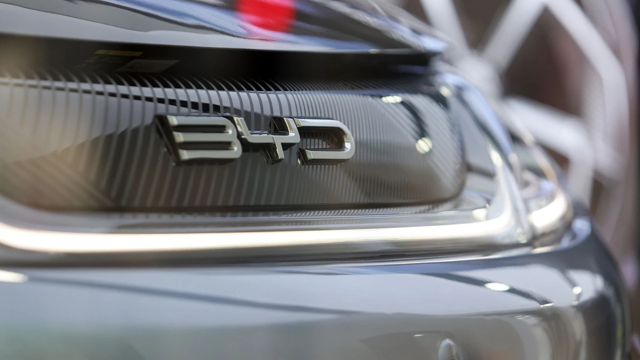 Schock für VW und BMW: BYD will in die EU‑Autolobby