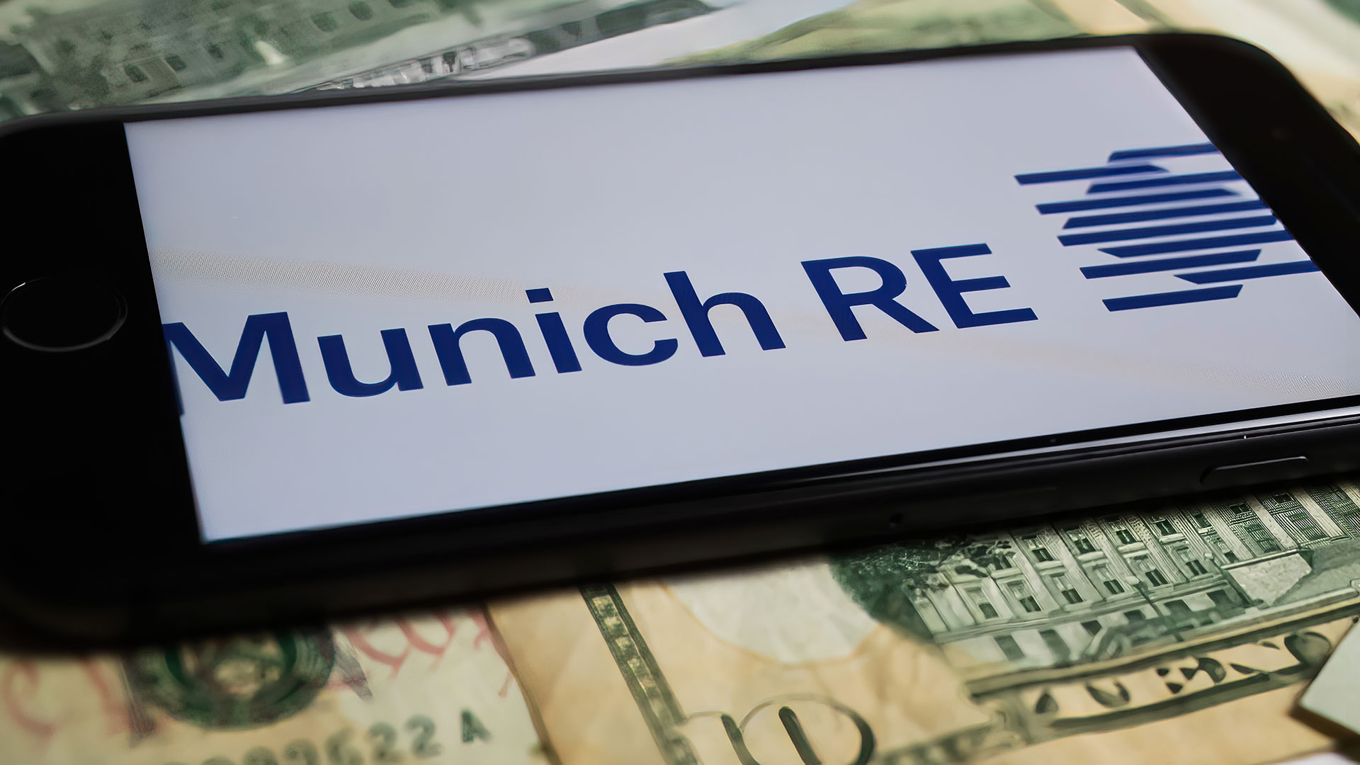 Munich Re: Tochter Ergo dürfte Aktie von Münchener Rück zum Allzeithoch pushen (Foto: Shutterstock)