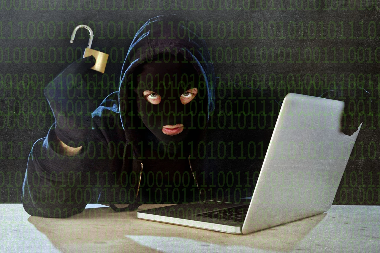 Es beginnt! Cyber-Attacke auf deutsche Promis - Megatrend 2019