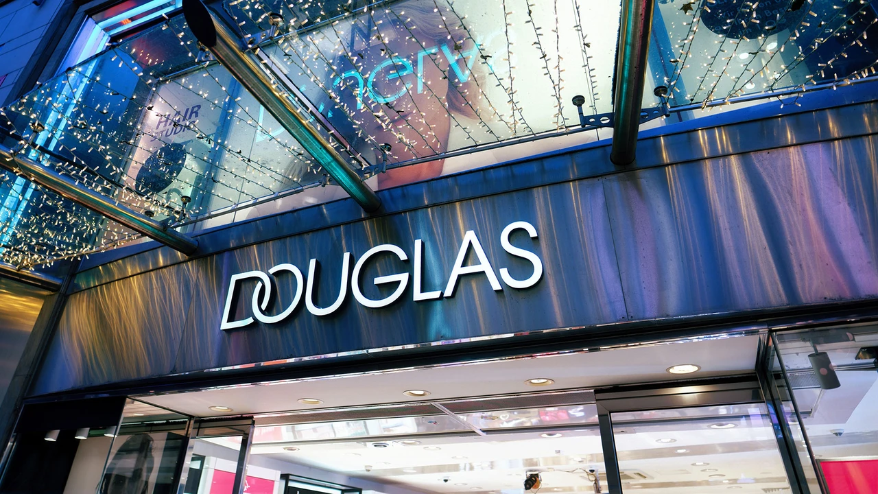 Douglas unter Druck: Aktie bricht nach Zahlen ein
