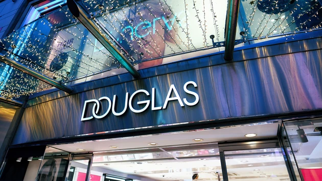 Douglas unter Druck: Aktie bricht nach Zahlen ein